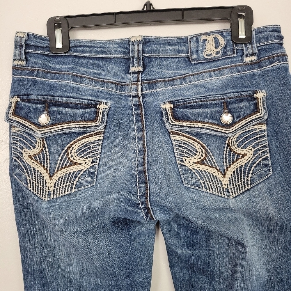 Rock Star Jeans Straight Leg 8 Flap Pocket Brown Tan Stitching Boho Western